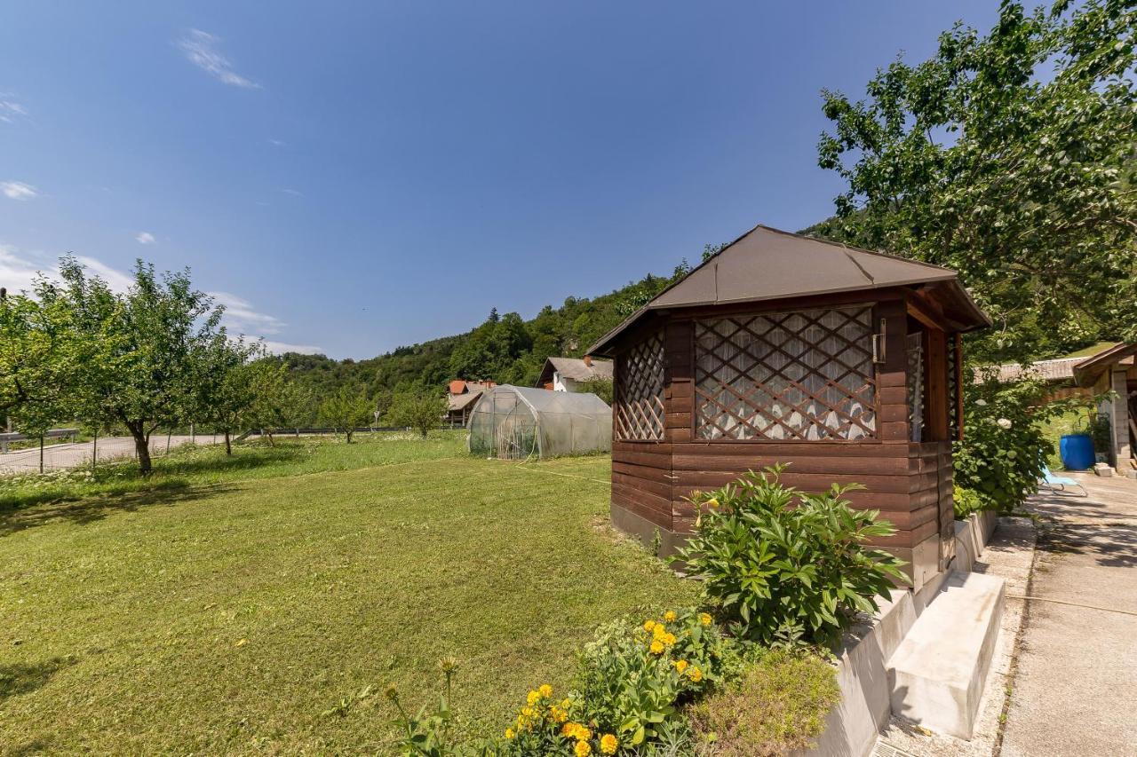 Apartmaji Rupnik 班斯卡比斯特里察 外观 照片