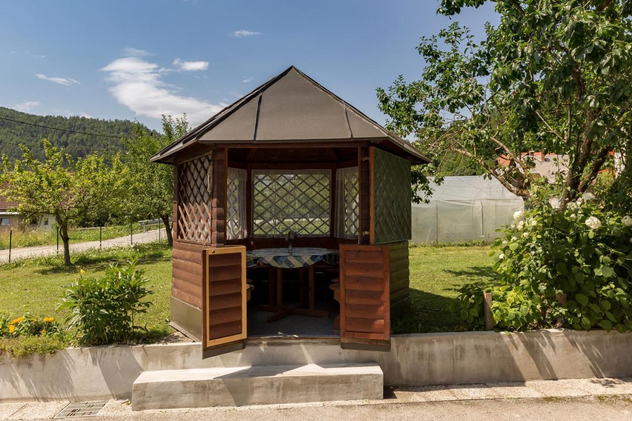 Apartmaji Rupnik 班斯卡比斯特里察 外观 照片